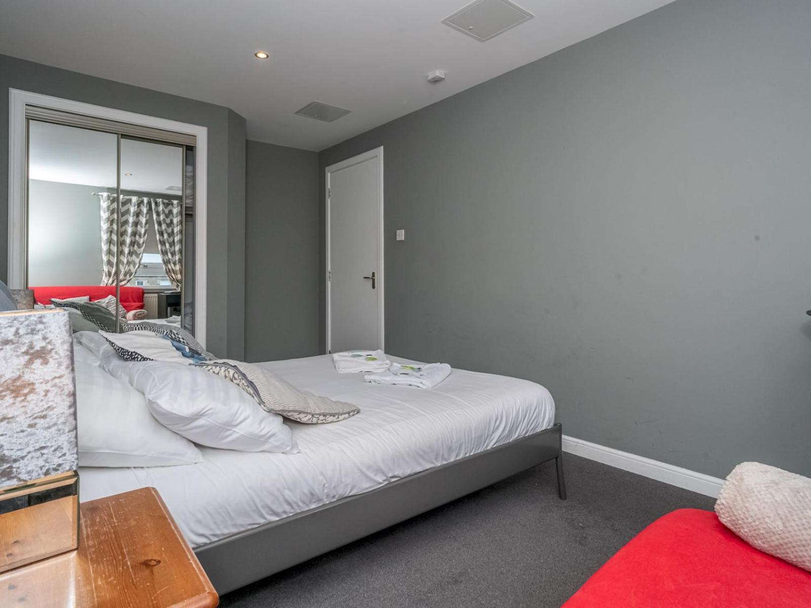 Pass The Keys Cosy Edinburgh Flat公寓 外观 照片